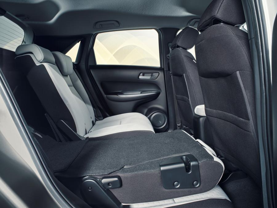 Интерьер Honda Jazz e:HEV 2020 года  (EU) (фото 26 из 44)